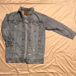 American Eagle Outfitters Light Blue oversized Denim Jacket